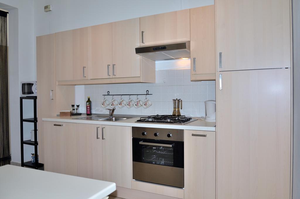The Sweet Lake Nest Apartment Colonno Exterior photo